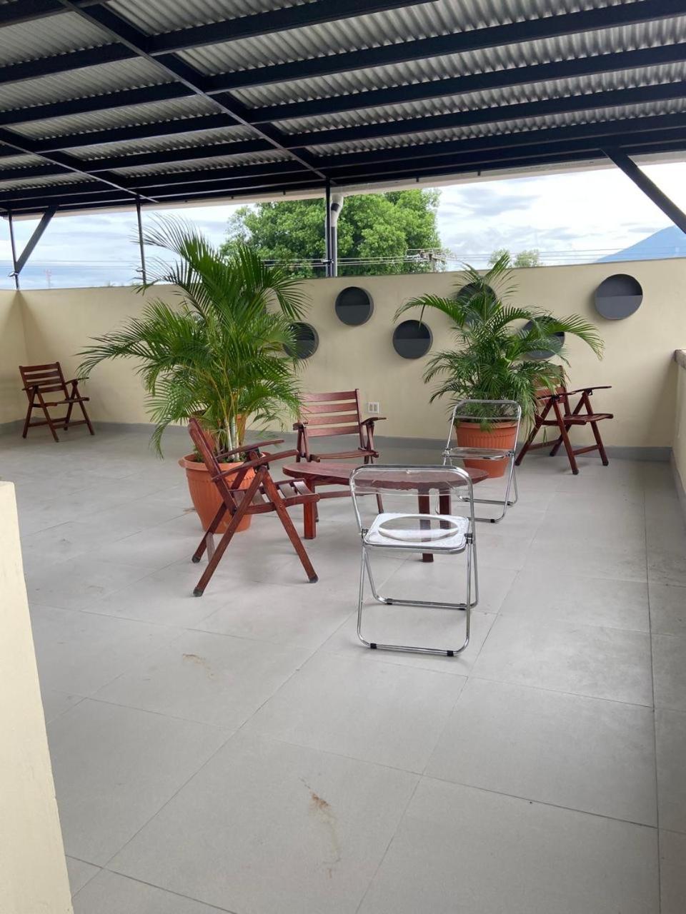 Apartamentos Casa Amarilla Granada Buitenkant foto