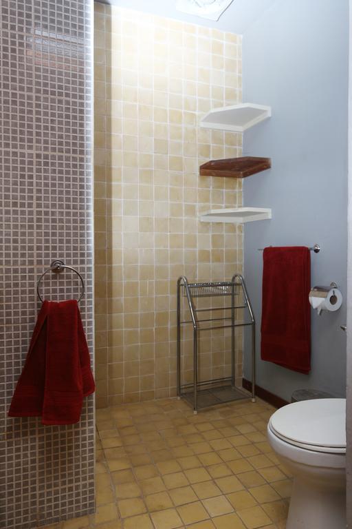 Apartamentos Casa Amarilla Granada Buitenkant foto