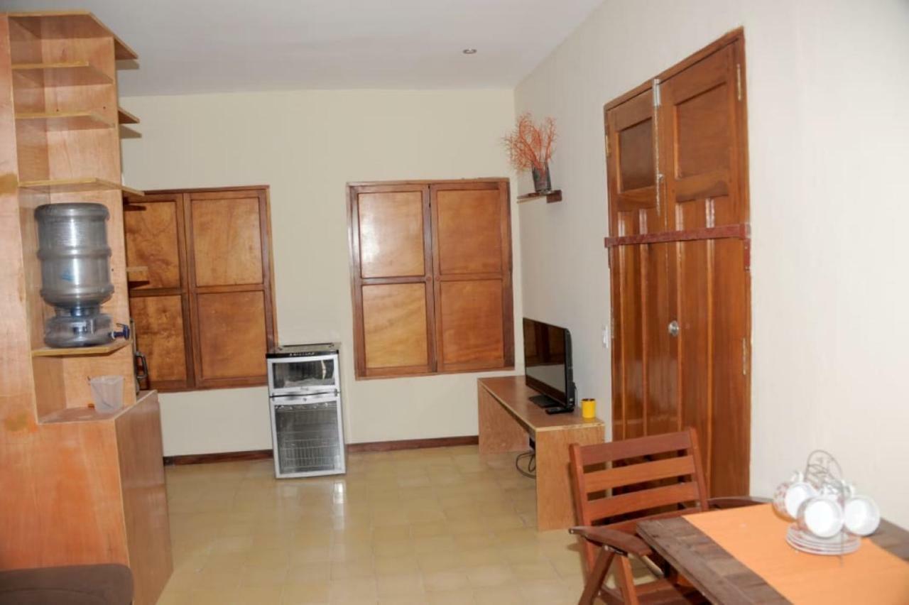 Apartamentos Casa Amarilla Granada Buitenkant foto