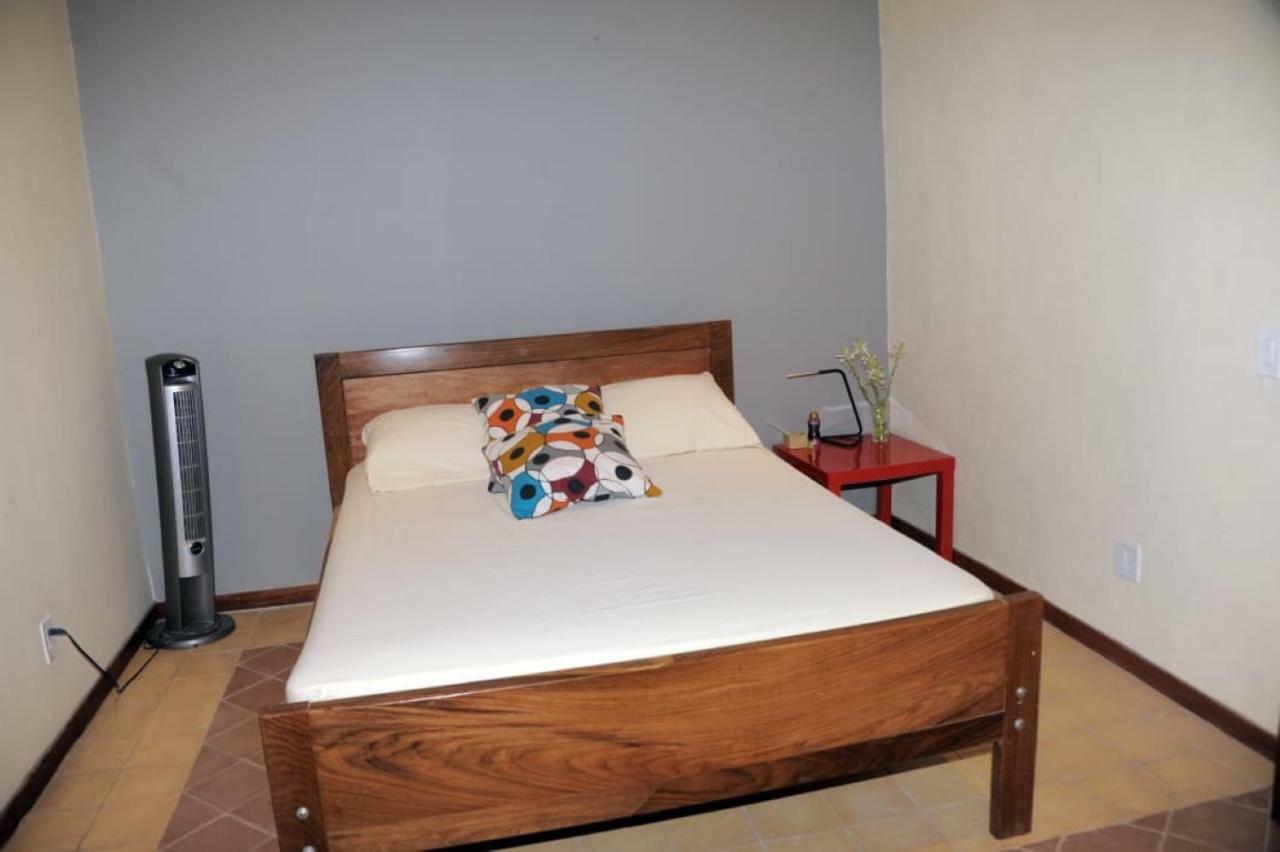 Apartamentos Casa Amarilla Granada Buitenkant foto